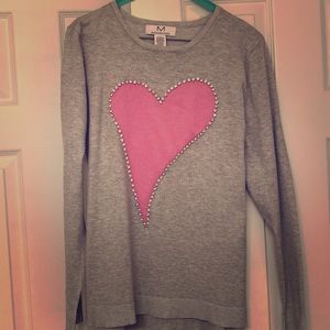 A magaschoni pull over heart shirt